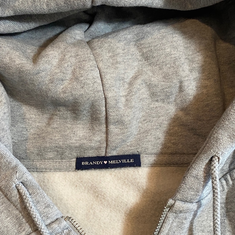 Brandy Melville Christy Zip-Up Gray Hoodie {315} - Picture 2 of 15